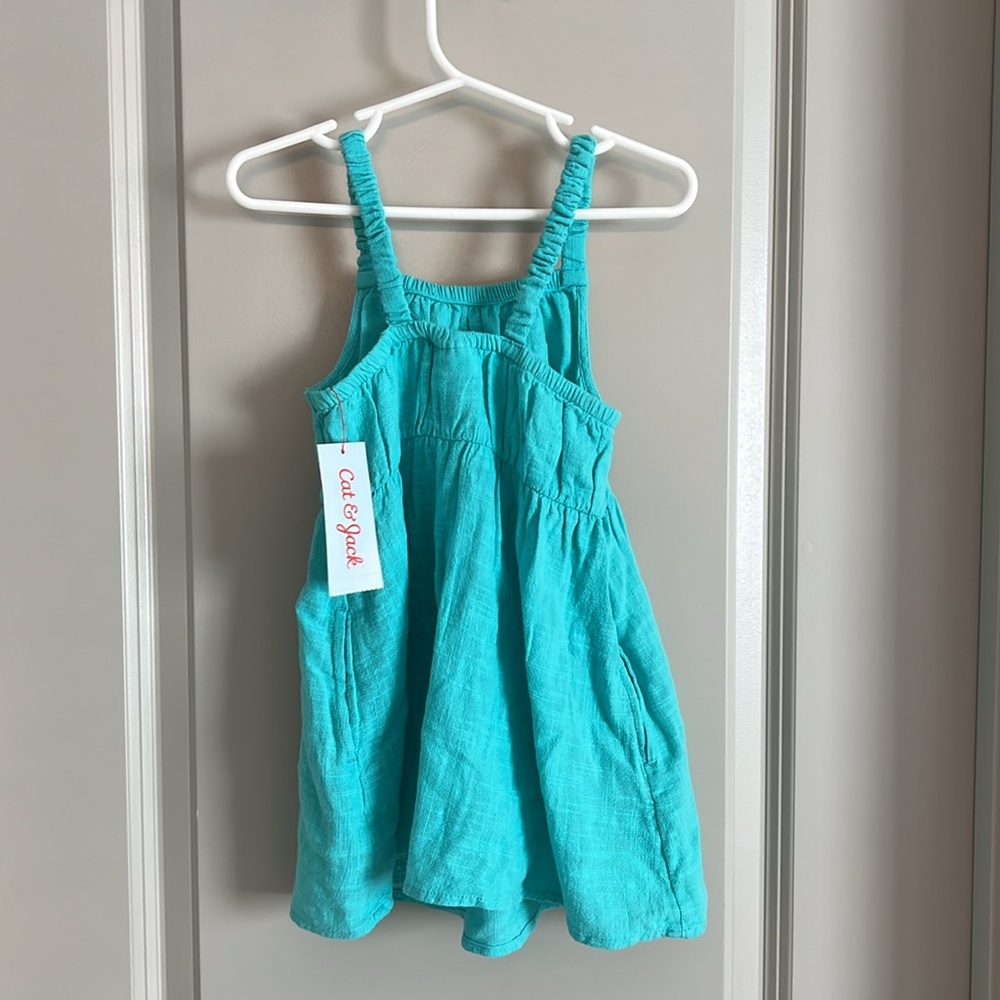 LOT! NWT! 3 2T Dresses and Romper! - Picture 5 of 9